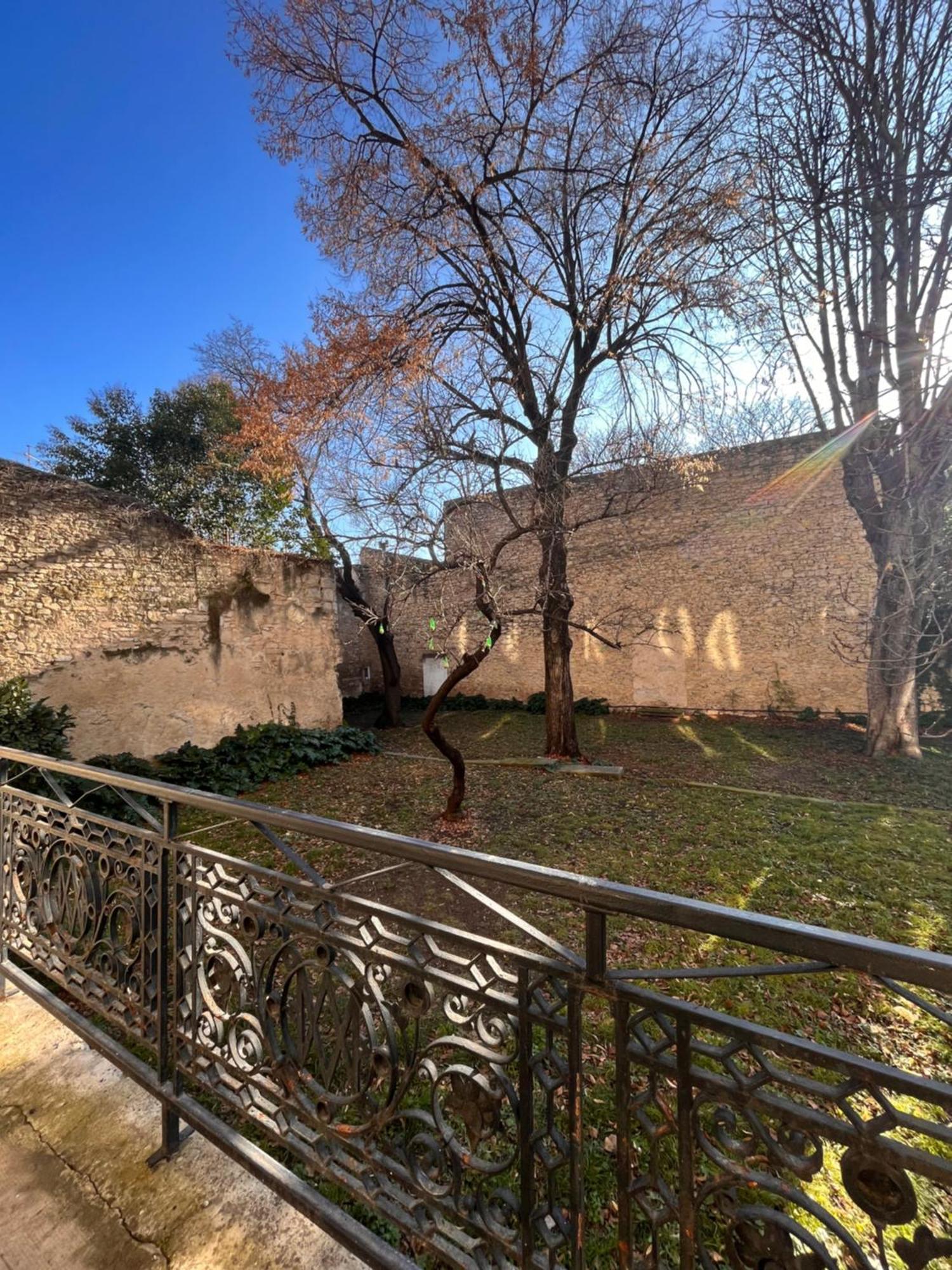 Le Studio Des Carmes Nimes Luaran gambar